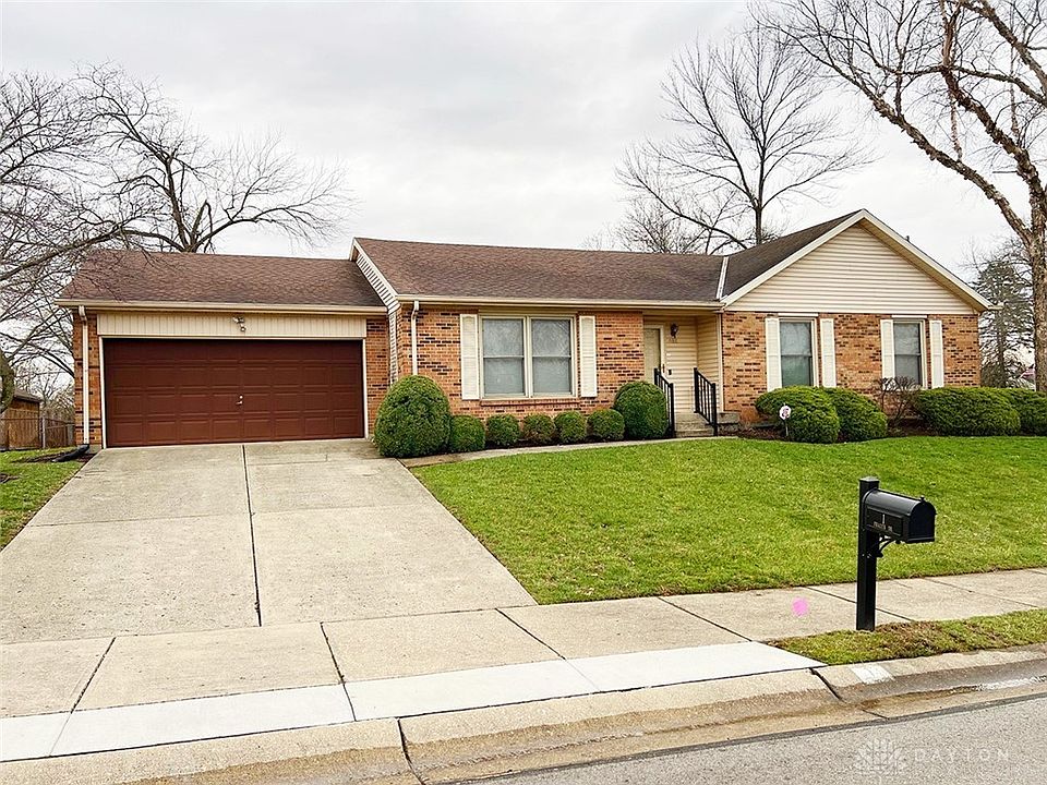 1st image of 1 Frazer Dr