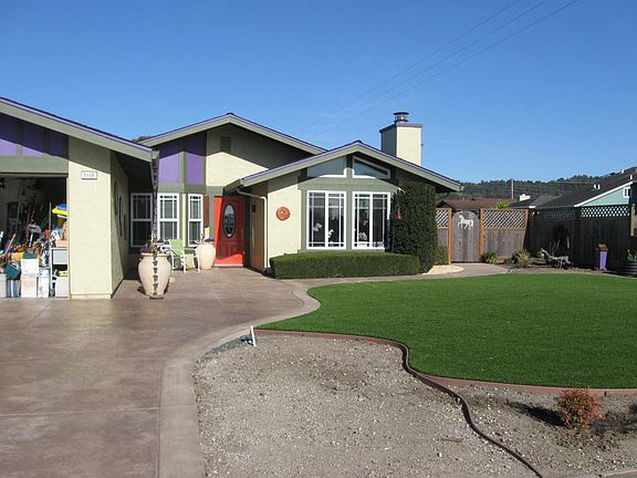 Driveway & front yard