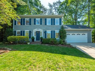 17 Bear Knoll Dr, Asheville, NC 28805