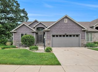 4004 Timberstone Dr, Elkhart, IN 46514