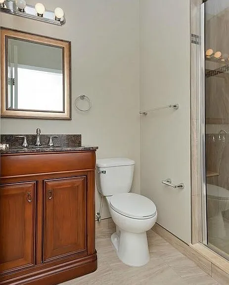 860 Jersey Ave #203 — Photo 8