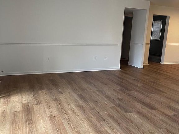 4th image of 786 Quince Orchard Blvd #P-2