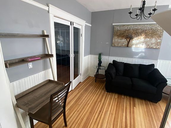 4th image of 78 Pinewoods Ave #1