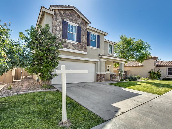 2nd image of 17179 W Tara Ln