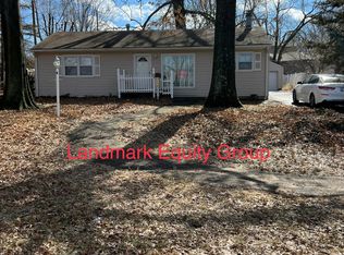 223 E Bannister Rd, Kansas City, MO 64114