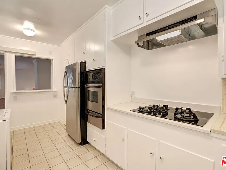 11901 W Sunset Blvd #104 — Photo 12