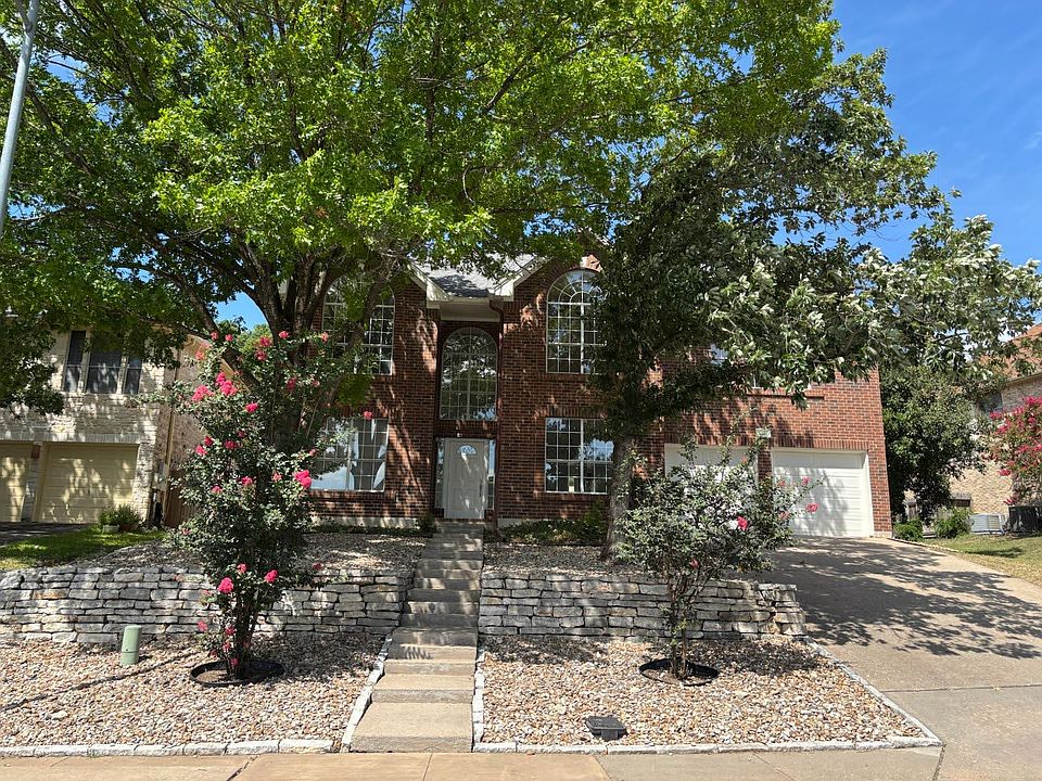 Beautiful Red Brick House Front #1.