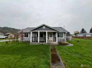 215 3rd Ave N, Algona, WA
