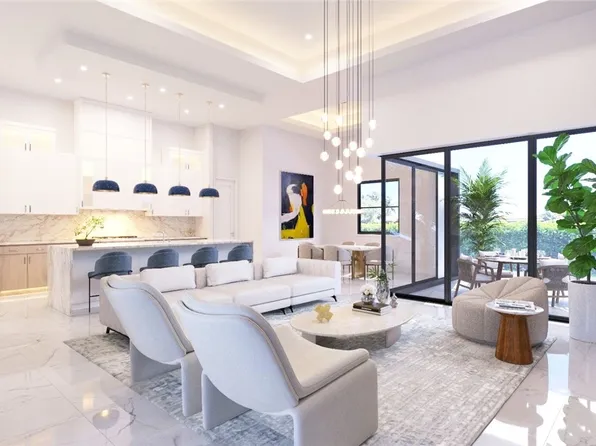 2527 Gleason Parkway Cpe, Coral, FL 33914