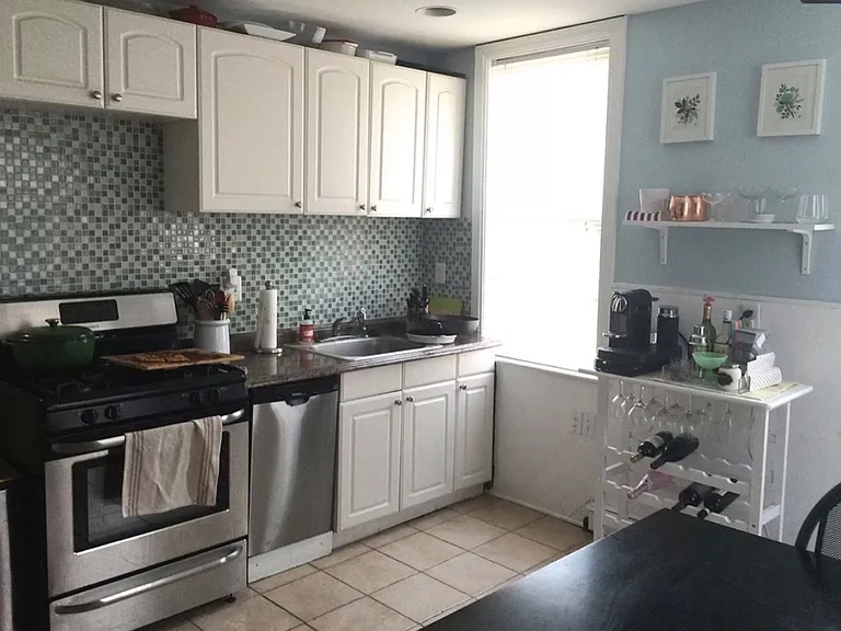 2 Linden St #2 — Photo 1