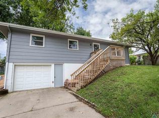 3405 E 12th St, Sioux Falls, SD 57103