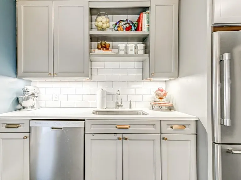 28 Collier Rd NW #11 — Photo 8