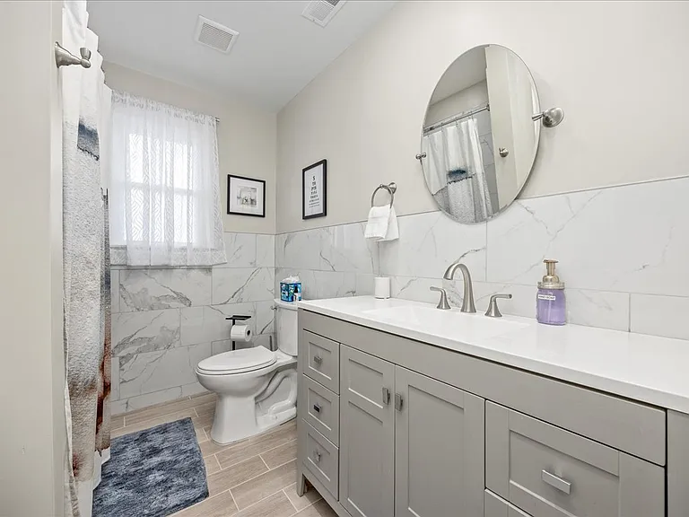 7024 Calvert Ave #B — Photo 14
