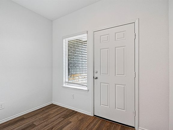 5th image of 1726 Windstone Ridge Dr
