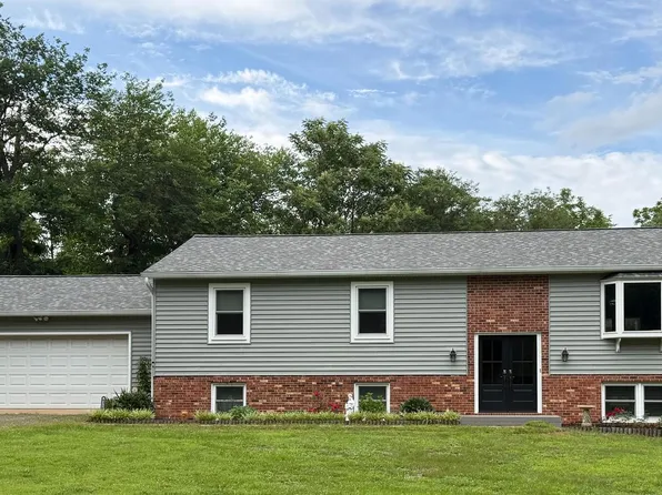 6318 Mayfield Ln, Warrenton, VA 20187