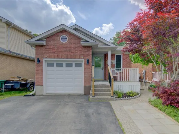 347 Keewatin Ave, Kitchener, ON N2B 3W2