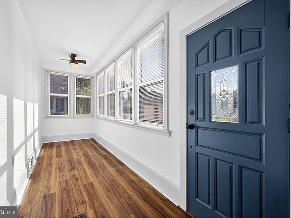 3rd image of 334 Rosalind Ave