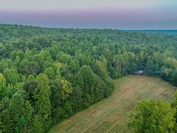 965 Flag Springs Rd, Lynnville, TN 38472