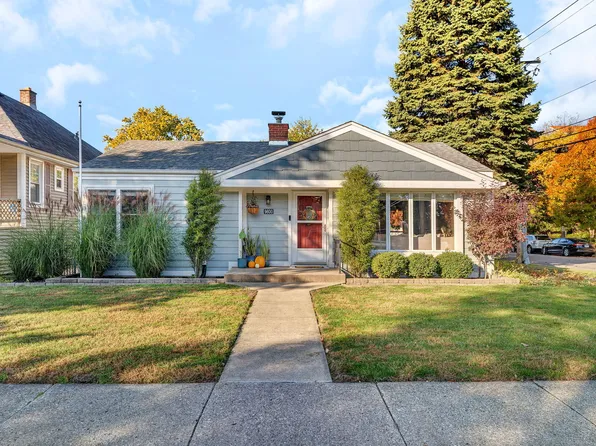 9600 S 51st Ave, Oak Lawn, IL 60453