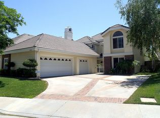 26050 Tourelle Pl, Santa Clarita, CA 91355