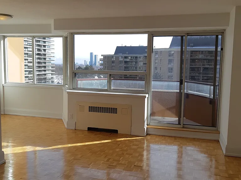 77 Saint Clair Ave E — Photo 25