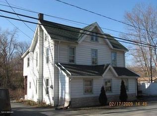 211 N Main St, Montgomery, PA 17752
