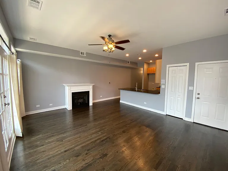 2350 W Harrison St #3 — Photo 5