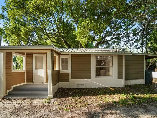 935 NE Sanchez Ave, Ocala, FL 34470