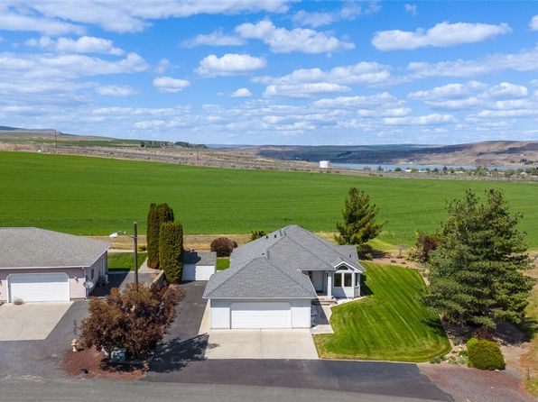 19822 Fairway Drive NW, Soap Lake, WA 98851