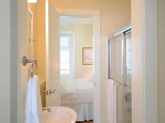 2nd floor shared bath