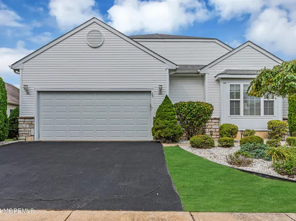 25 Margaux Drive, Manchester, NJ 08759