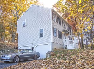 9 Turtle Hill Rd, Dracut, MA 01826