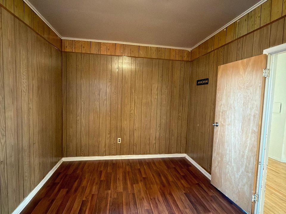 2nd image of 58 Downing St APT 32