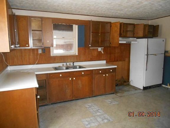 3rd image of 10 N Church St