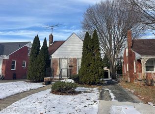 16283 Carlisle St, Detroit, MI 48205