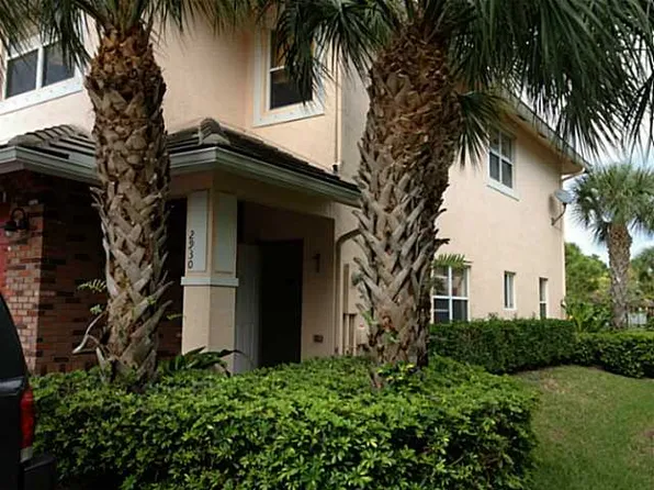 2930 NW 33rd Way, Lauderdale Lakes, FL 33311