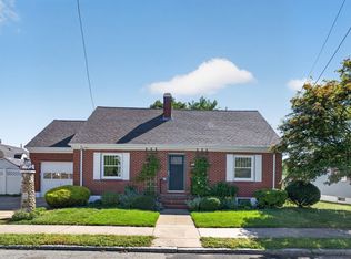 10 West St, New Bedford, MA 02740
