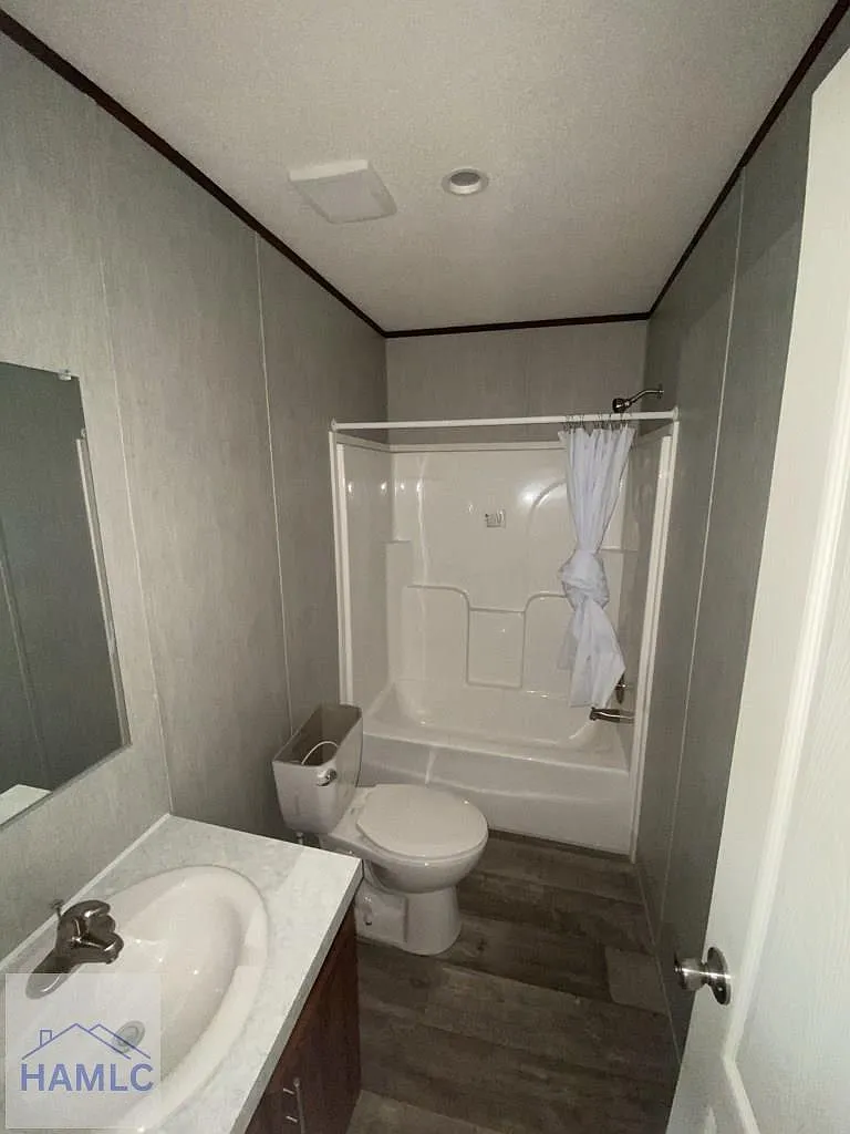 2 bed, 2.0 bath, 784 sqft, $1,100 — Photo 2