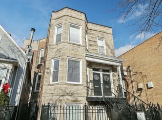 1302 W Byron St, Chicago, IL 60613