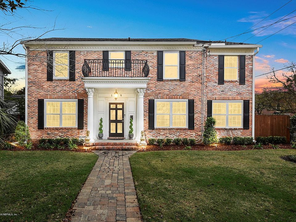 1st image of 1469 Le Baron Ave