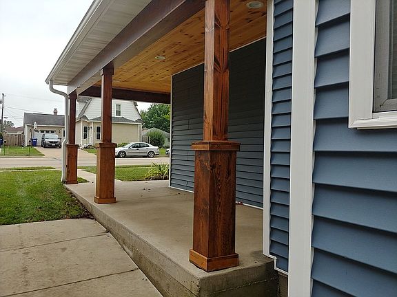 2nd image of 303 1st Ave E