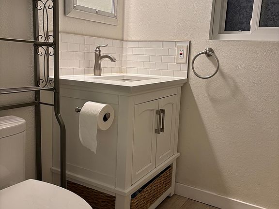5th image of 26551 Briarwood Ln