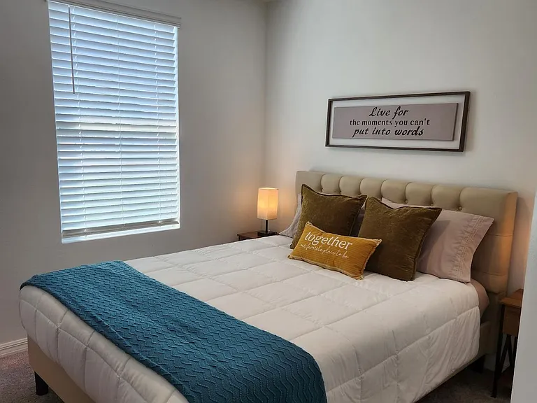 827 Longboat Dr — Photo 10