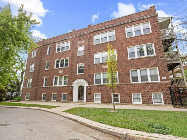 1221 W Jarvis Ave Unit 2, Chicago, IL 60626