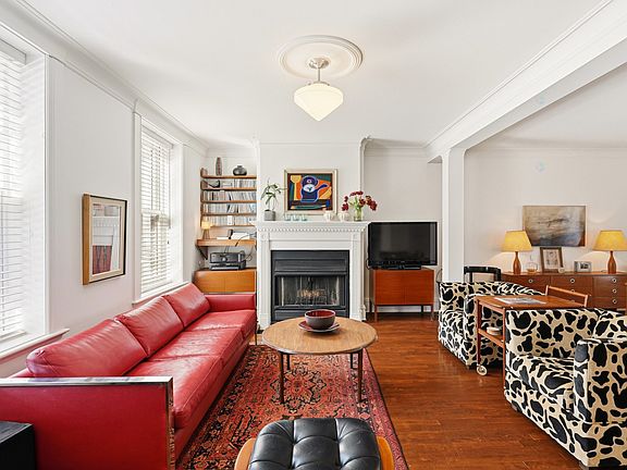 4th image of 4231 Rue Garnier