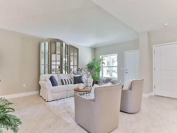 5th image of 101 Ocean Cir