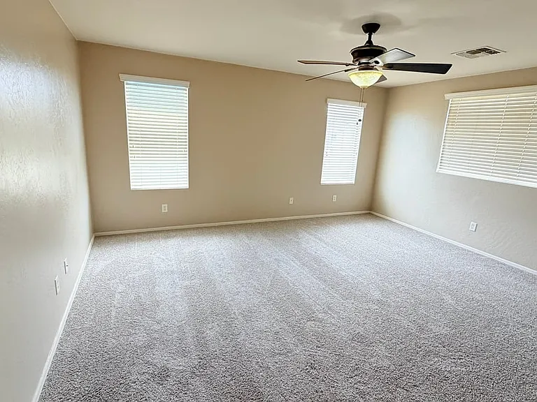 44989 W Woody Rd — Photo 15