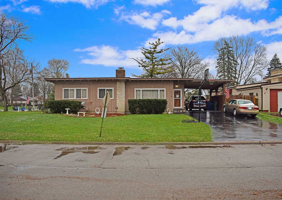 1st image of 1079 Van Buren Ave