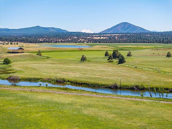 3rd image of 540-775 Pittville Rd