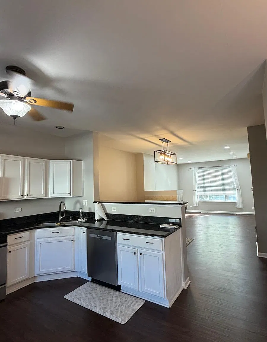 3 bed, 1754 sqft, $3,100 — Photo 1